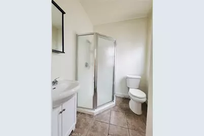 4323 Woodlawn Avenue, Los Angeles, CA 90011 - Photo 9