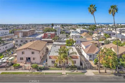 4323 Woodlawn Avenue, Los Angeles, CA 90011 - Photo 11