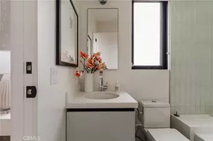 7200 Kentwood Ave, Los Angeles, CA 90045 - Photo 33