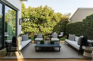 7200 Kentwood Ave, Los Angeles, CA 90045 - Photo 15
