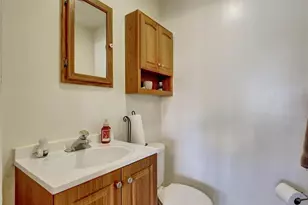 812 W Athens, Los Angeles, CA 90044 - Photo 23