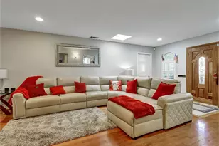 812 W Athens, Los Angeles, CA 90044 - Photo 7