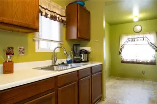 522 W Hillcrest Blvd, Inglewood, CA 90301 - Photo 5