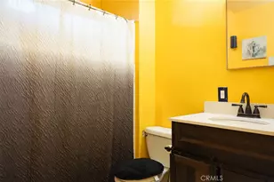 522 W Hillcrest Blvd, Inglewood, CA 90301 - Photo 9