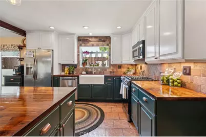 1007 Avenue C, Redondo Beach, CA 90277 - Photo 9
