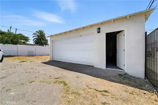 840 W 130th St, Gardena, CA 90247 - Photo 33