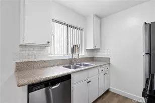 223 Shell St, Manhattan Beach, CA 90266 - Photo 27