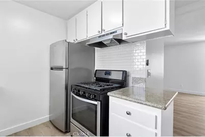 223 Shell Street, Manhattan Beach, CA 90266 - Photo 17