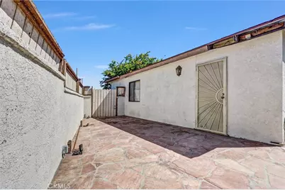 626 W Martinshire, Carson, CA 90745 - Photo 27