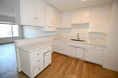 7104 San Pedro, Los Angeles, CA 90003 - Photo 15
