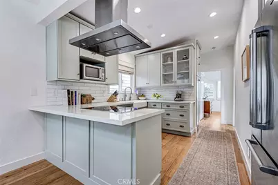 3211 N Valley, Manhattan Beach, CA 90266 - Photo 11