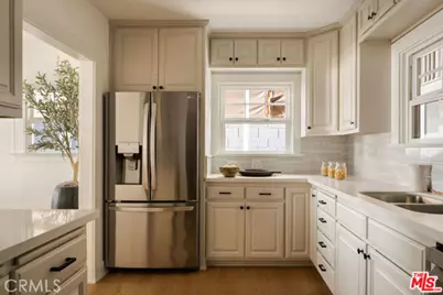 1000 The Strand, Manhattan Beach, CA 90266 - Photo 7