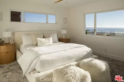 1000 The Strand, Manhattan Beach, CA 90266 - Photo 13