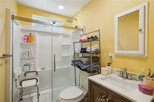 3944 W 111th Pl, Inglewood, CA 90303 - Photo 17