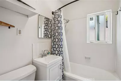 3944 W 111th Place, Inglewood, CA 90303 - Photo 25