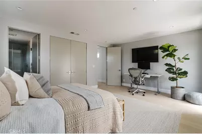 664 Rosecrans Avenue, Manhattan Beach, CA 90266 - Photo 37