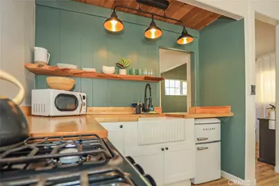 325 Hilltop Lane, Big Bear City, CA 92314 - Photo 9