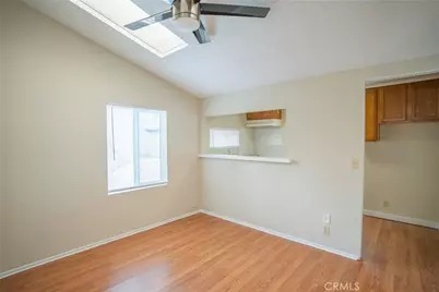 1513 E Broadway, Long Beach, CA 90802 - Photo 11