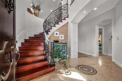 1036 Avenue C, Redondo Beach, CA 90277 - Photo 1