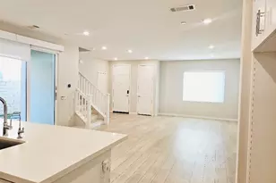 27637 Ensemble, Valencia, CA 91381 - Photo 5