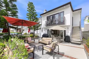 69 18th St, Hermosa Beach, CA 90254 - Photo 1