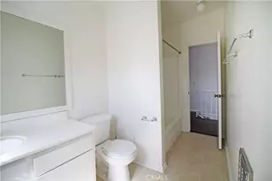 637 Manhattan Beach Blvd, Manhattan Beach, CA 90266 - Photo 13