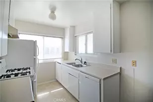 637 Manhattan Beach Blvd, Manhattan Beach, CA 90266 - Photo 9
