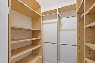 525 N Sycamore Ave, Los Angeles, CA 90036 - Photo 17