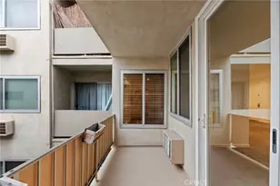 525 N Sycamore Ave, Los Angeles, CA 90036 - Photo 21