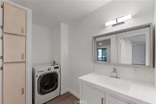 525 N Sycamore Ave, Los Angeles, CA 90036 - Photo 15