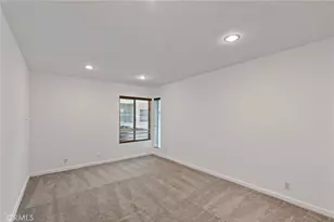 525 N Sycamore Ave, Los Angeles, CA 90036 - Photo 17