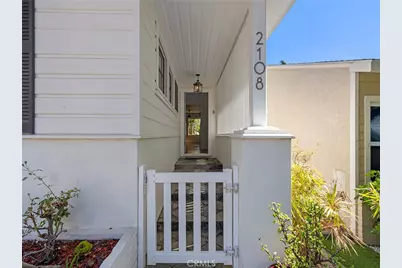 2108 Grandview Avenue, Manhattan Beach, CA 90266 - Photo 3