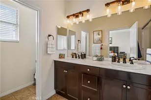 12041 Stanley Park Ct, Hawthorne, CA 90250 - Photo 15