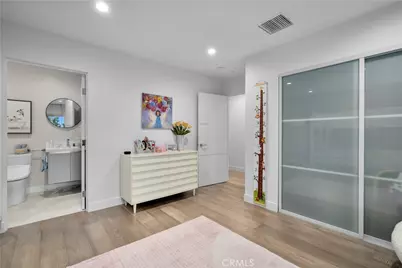 14157 Tiara Street #101, Sherman Oaks, CA 91401 - Photo 15