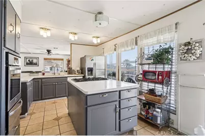 16079 Yarnell Street #C27, Sylmar, CA 91342 - Photo 9