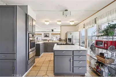 16079 Yarnell Street #C27, Sylmar, CA 91342 - Photo 7
