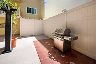 1707 Pacific Coast Hwy, Hermosa Beach, CA 90254 - Photo 21