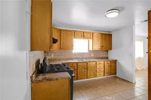 322 W 105th, Los Angeles, CA 90003 - Photo 11