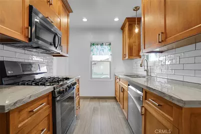 2239 S Meyler, San Pedro, CA 90731 - Photo 7