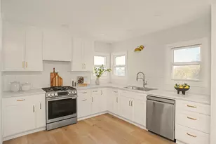 825 Bungalow Dr, El Segundo, CA 90245 - Photo 9