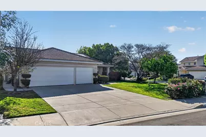 24501 Corte Rojelio, Murrieta, CA 92562 - Photo 5