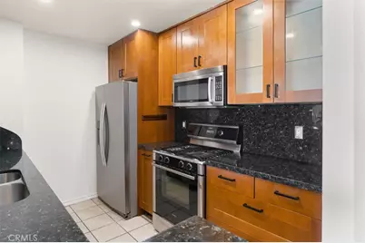 11225 Peach Grove #203, North Hollywood, CA 91601 - Photo 13