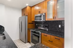 11225 Peach Grove, North Hollywood, CA 91601 - Photo 13