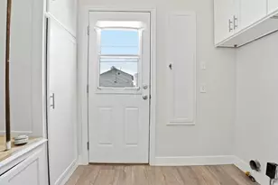 8658 Newport Ave, Fontana, CA 92335 - Photo 23