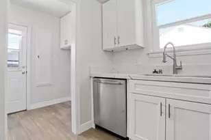 8658 Newport Ave, Fontana, CA 92335 - Photo 15