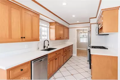 3651 W 147th Street, Hawthorne, CA 90250 - Photo 3