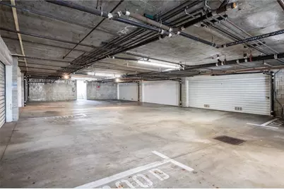 1300 12th Street #E, Manhattan Beach, CA 90266 - Photo 35