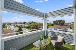 1300 12th St, Manhattan Beach, CA 90266 - Photo 29