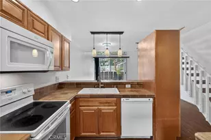 25659 Pine Creek Ln, Wilmington, CA 90744 - Photo 9