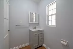 2951 Baltic Ave, Long Beach, CA 90810 - Photo 23